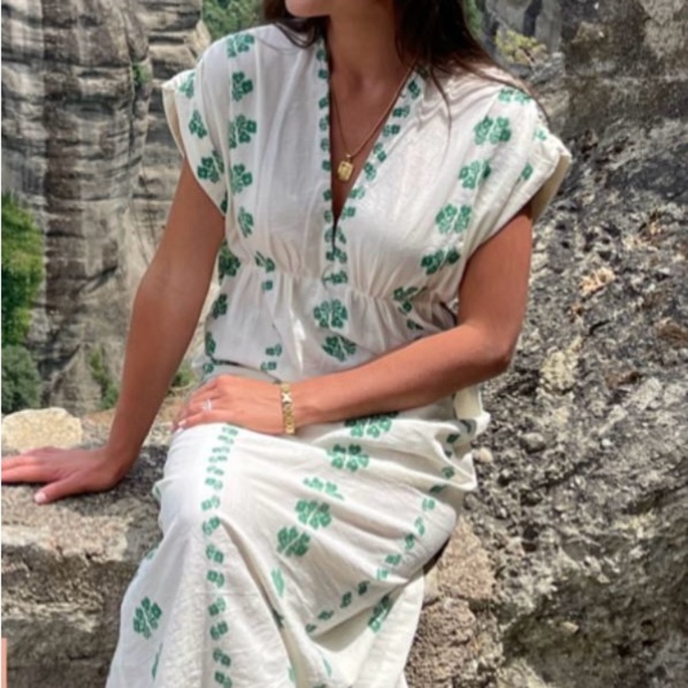 Zara Cream and Green Embroidered Kaftan dress - XS